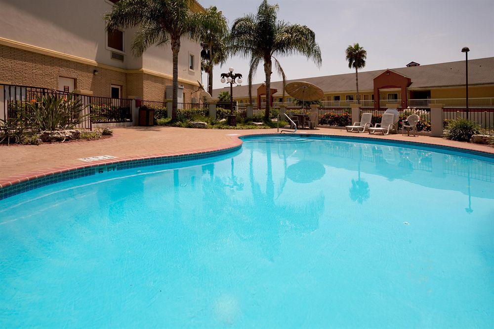 Holiday Inn Express Hotel And Suites Brownsville By Ihg Εξωτερικό φωτογραφία