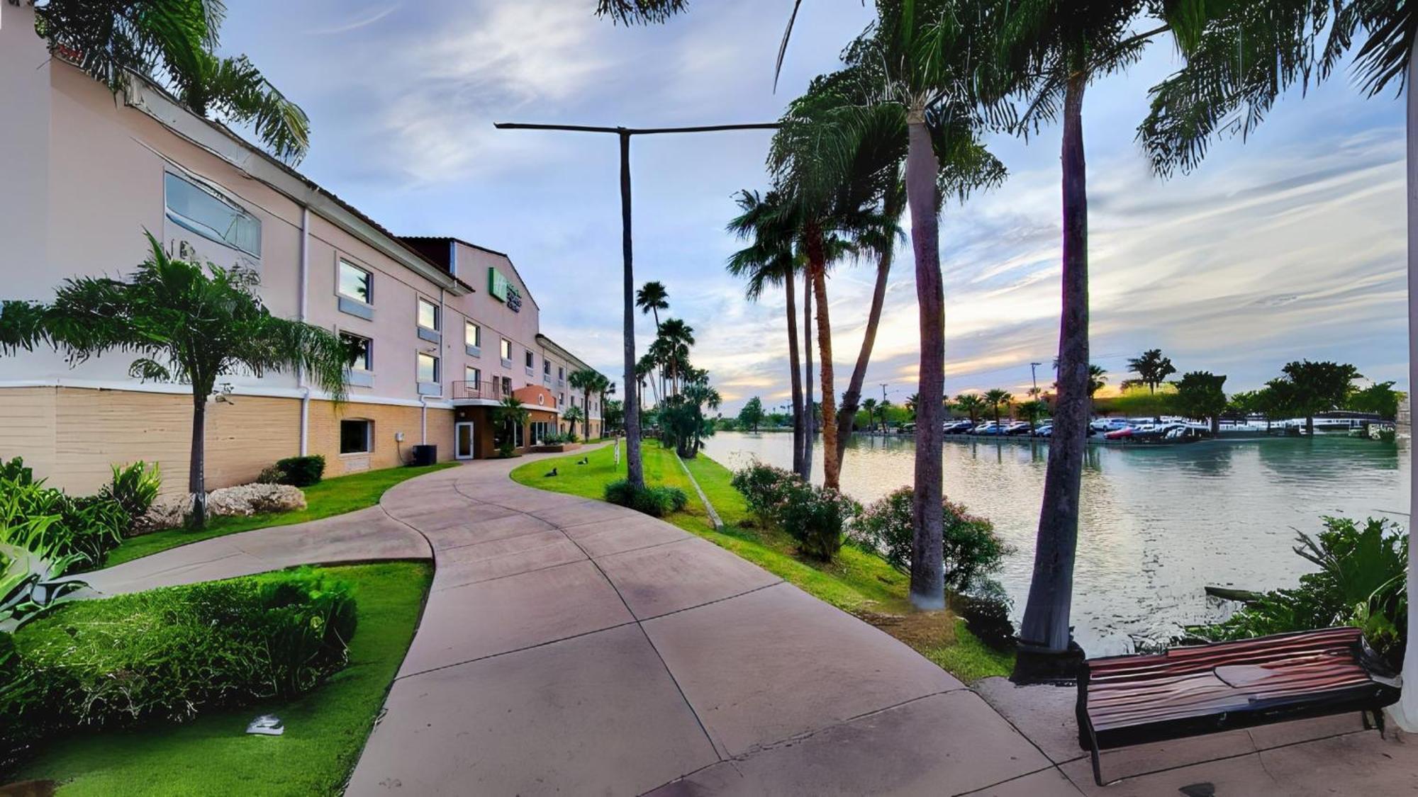 Holiday Inn Express Hotel And Suites Brownsville By Ihg Εξωτερικό φωτογραφία