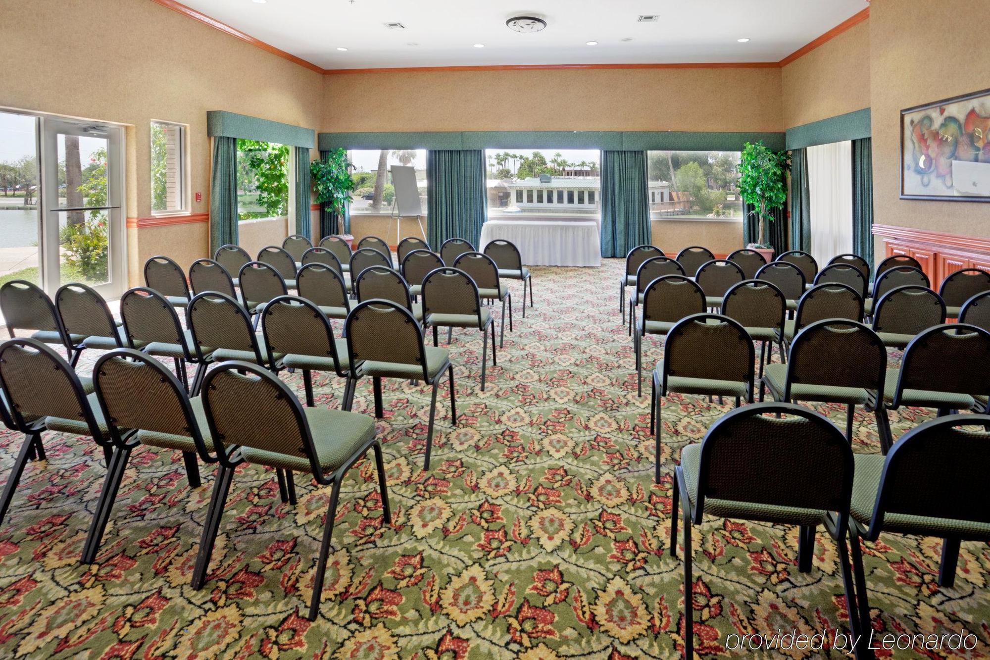 Holiday Inn Express Hotel And Suites Brownsville By Ihg Εξωτερικό φωτογραφία