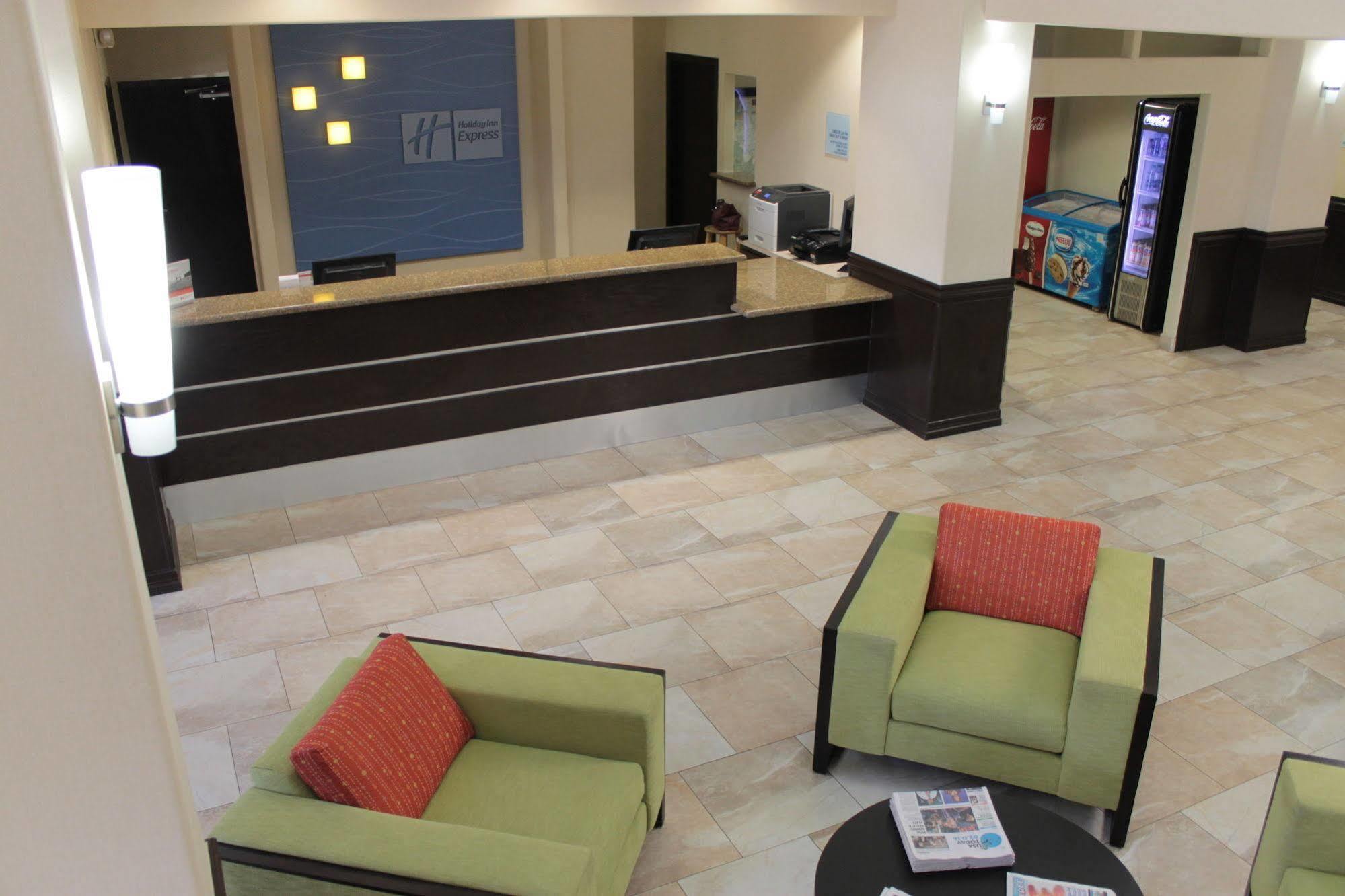 Holiday Inn Express Hotel And Suites Brownsville By Ihg Εξωτερικό φωτογραφία