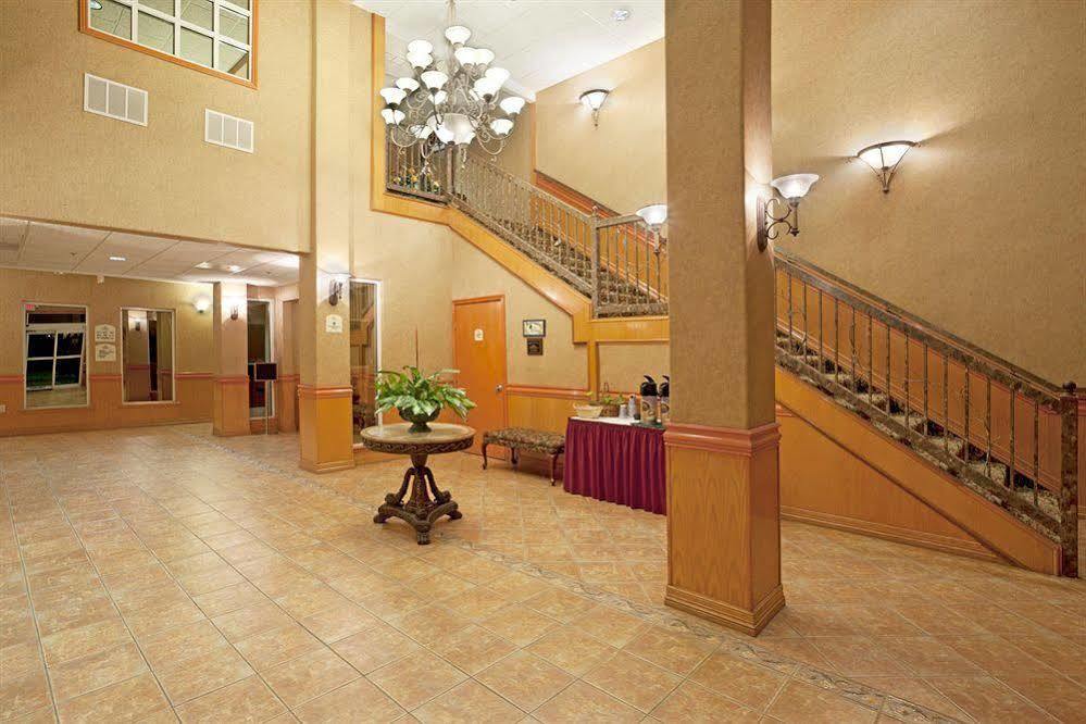 Holiday Inn Express Hotel And Suites Brownsville By Ihg Εξωτερικό φωτογραφία