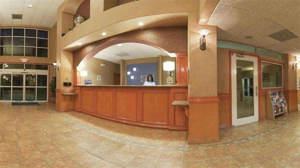 Holiday Inn Express Hotel And Suites Brownsville By Ihg Εξωτερικό φωτογραφία